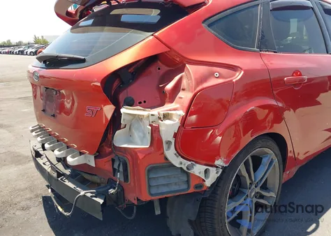 2018 Ford Focus St from USA, damaged, VIN 1FADP3L97JL278859